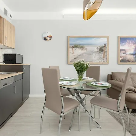 Komfortowy Z Dostepem Do Udogodnien W Kolobrzegu By Renters شقة كولوبرزيغ